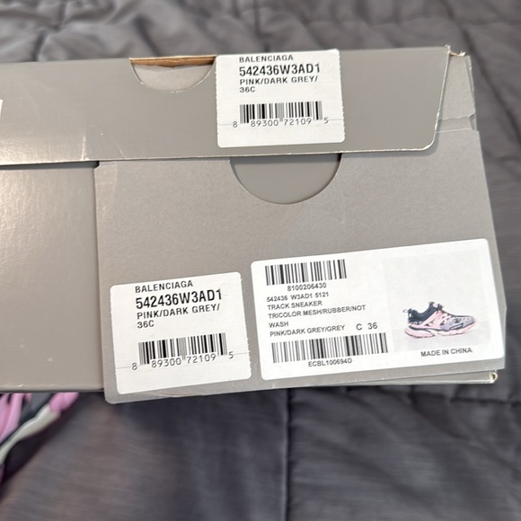 Brand new authentic balenciaga sneaker size 36 - Picture 4 of 6